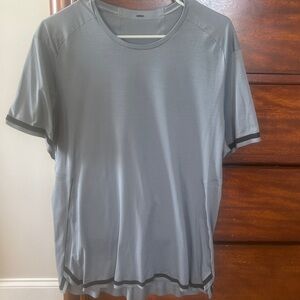 Lululemon Gray Short Sleeve Athletic Shirt